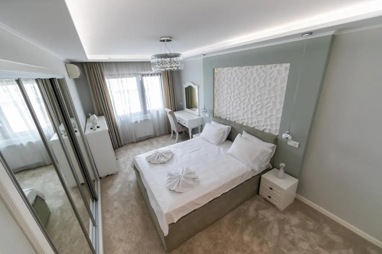 Saphir Stein Residence Apartment 19Th 布加勒斯特